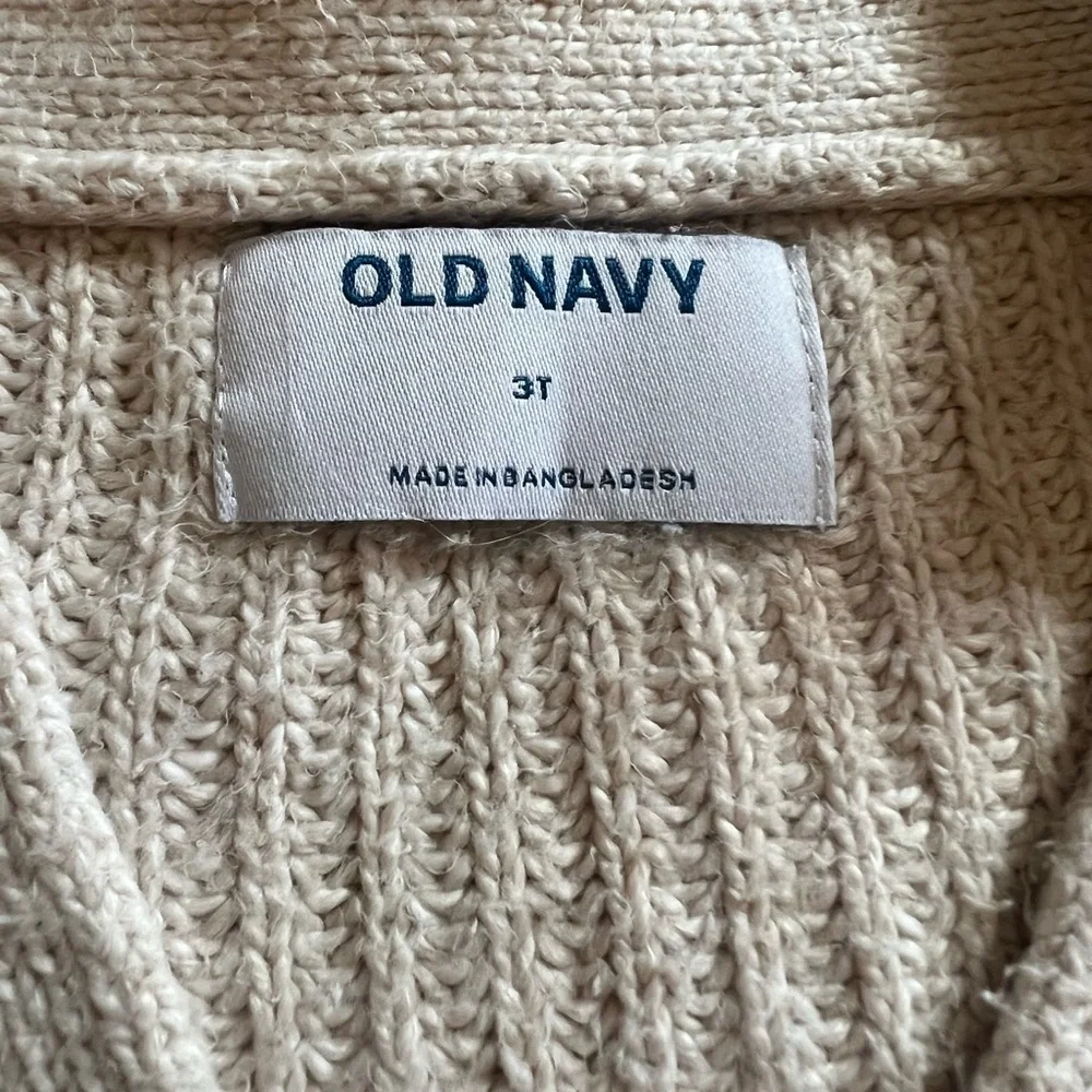 Old Navy Toddler Girl Cream Sweater Size 3t